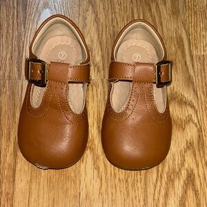 Stitchy Fish Brown Mary Jane Shoes